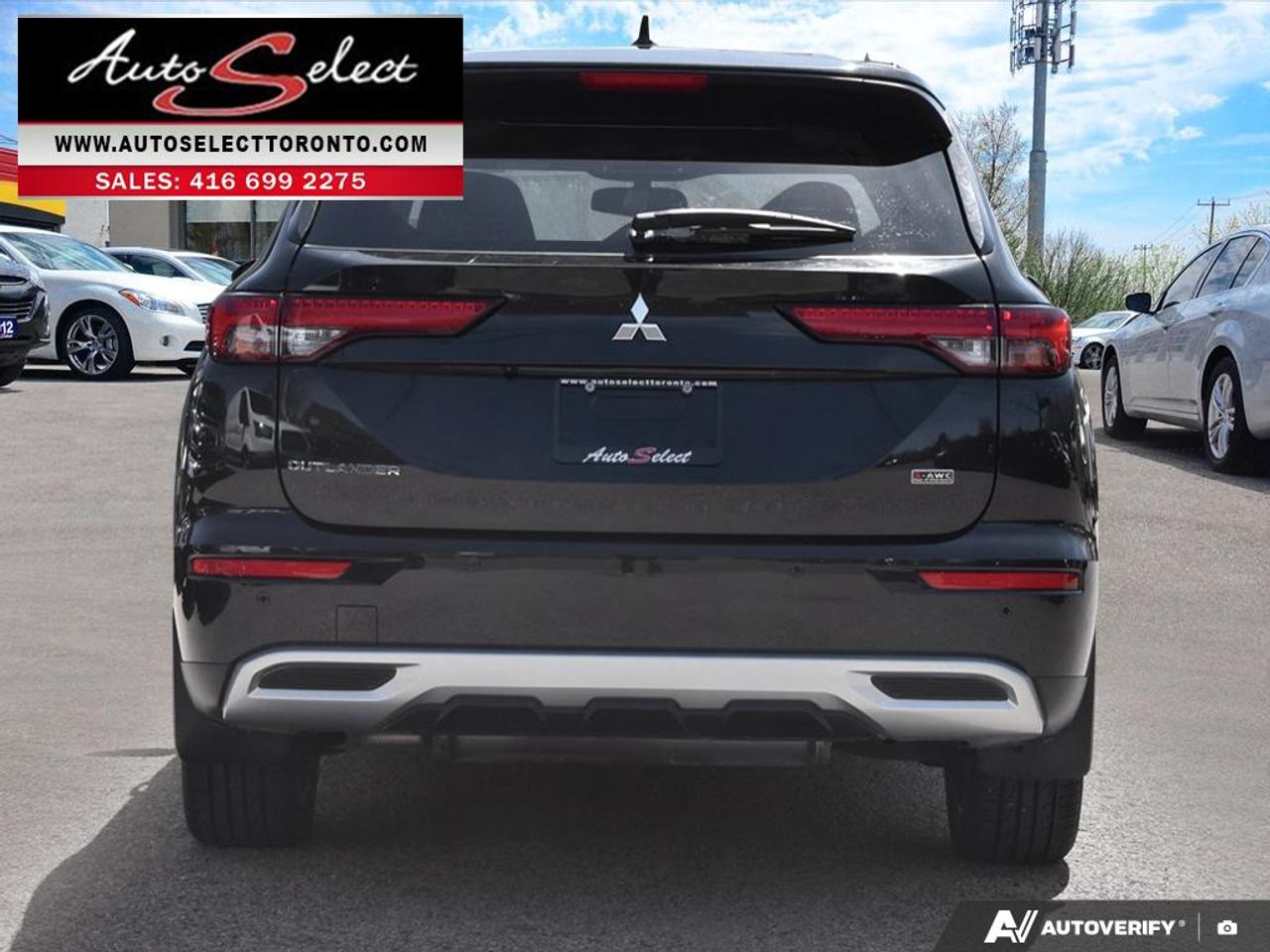 2022 Mitsubishi Outlander SEL AWD - 7 Seater - Leather - Roof - Apple Carplay Photo