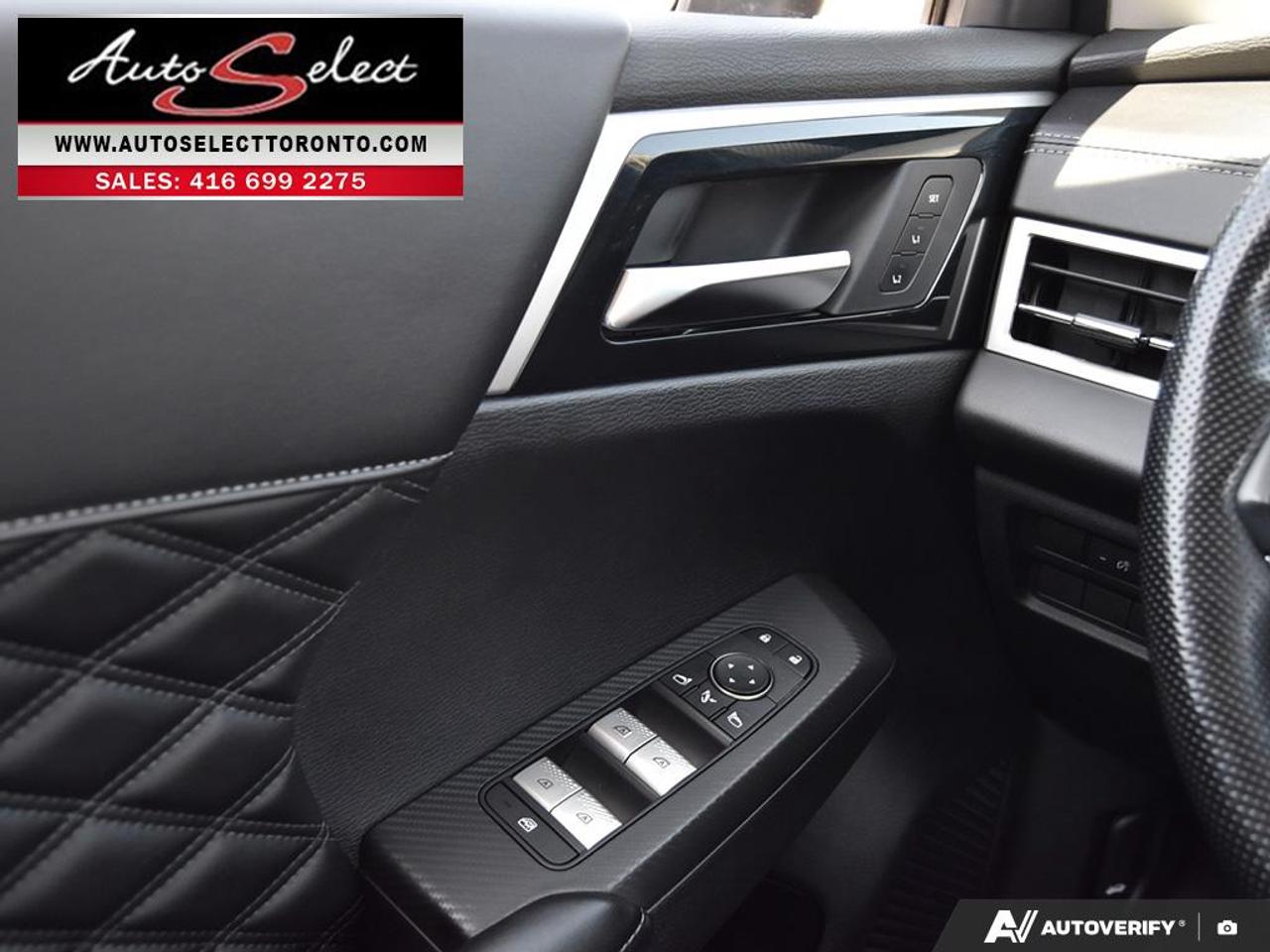 2022 Mitsubishi Outlander SEL AWD - 7 Seater - Leather - Roof - Apple Carplay Photo