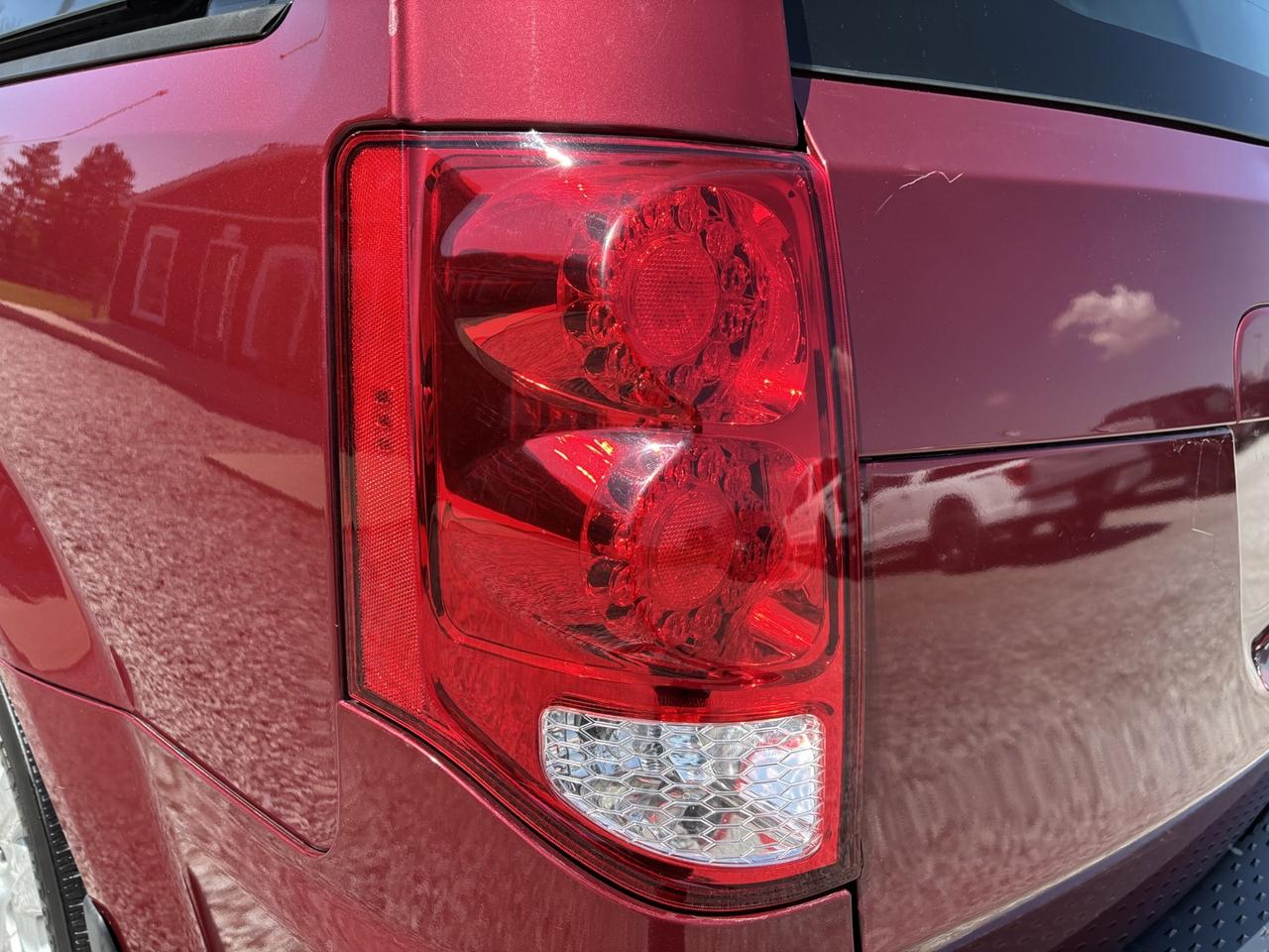2016 Dodge Grand Caravan CANADA VALUE PACKAGE Photo