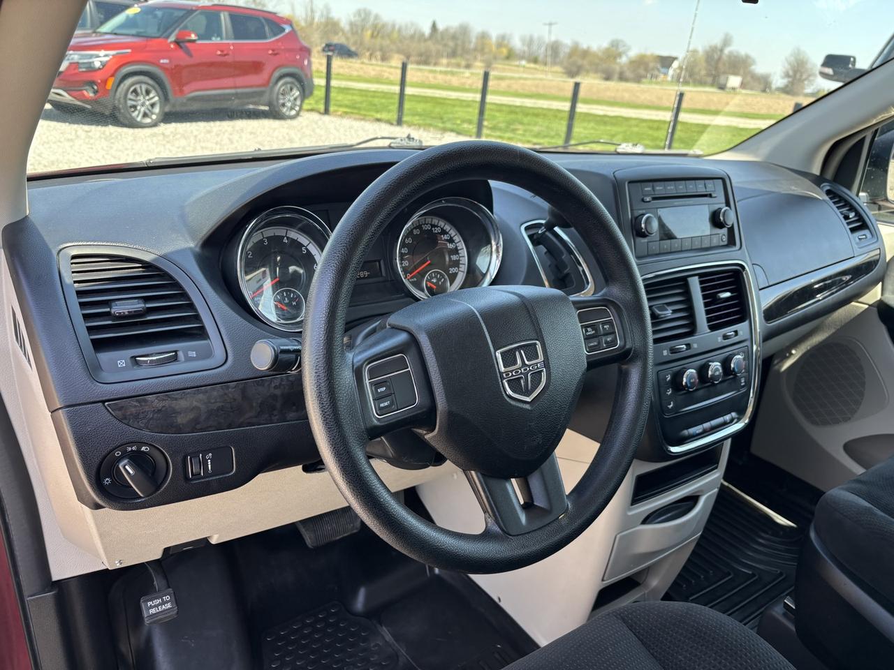 2016 Dodge Grand Caravan CANADA VALUE PACKAGE Photo