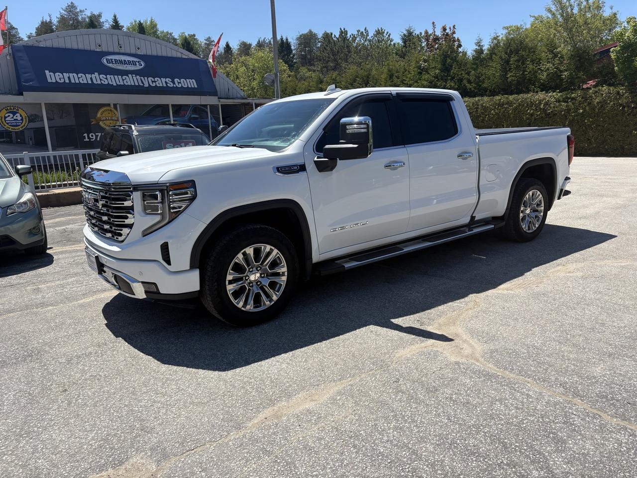 2023 GMC Sierra 1500 4WD Crew Cab 157" Denali Photo
