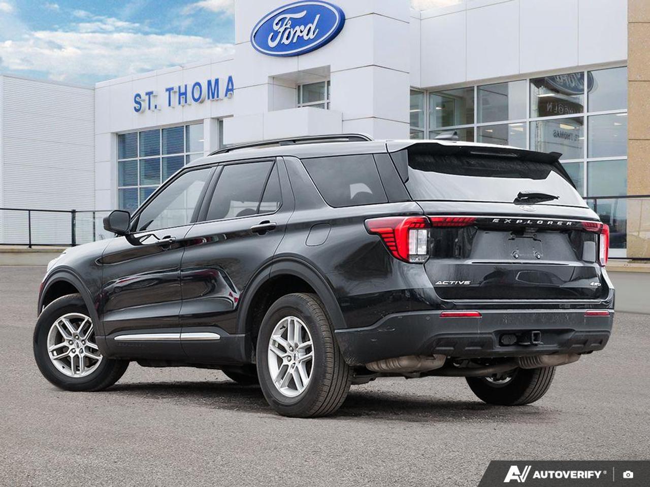 2025 Ford Explorer Active Photo
