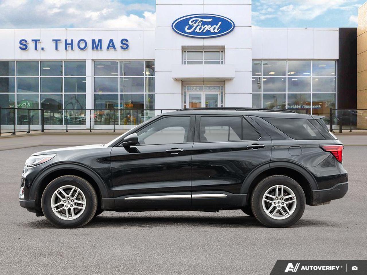 2025 Ford Explorer Active Photo2