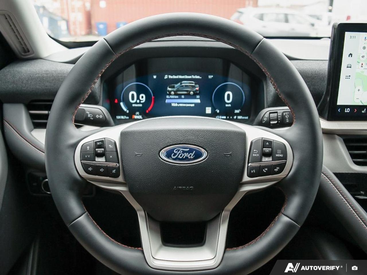 2025 Ford Explorer Active Photo