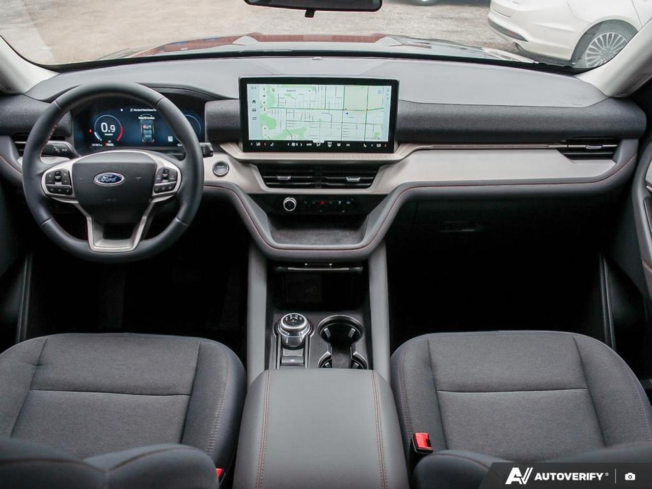 2025 Ford Explorer Active Photo