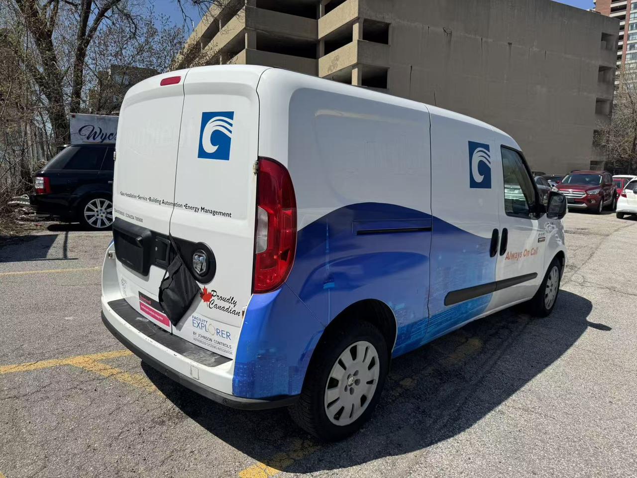 2018 RAM ProMaster City Cargo Van SLT Photo3