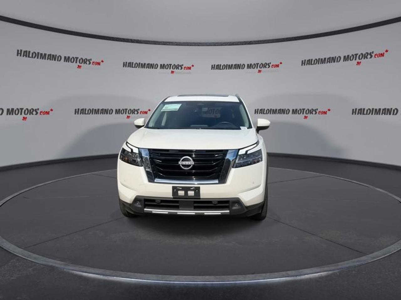 2024 Nissan Pathfinder Platinum 4WD | No Accidents | Ventilated Front Seats Photo