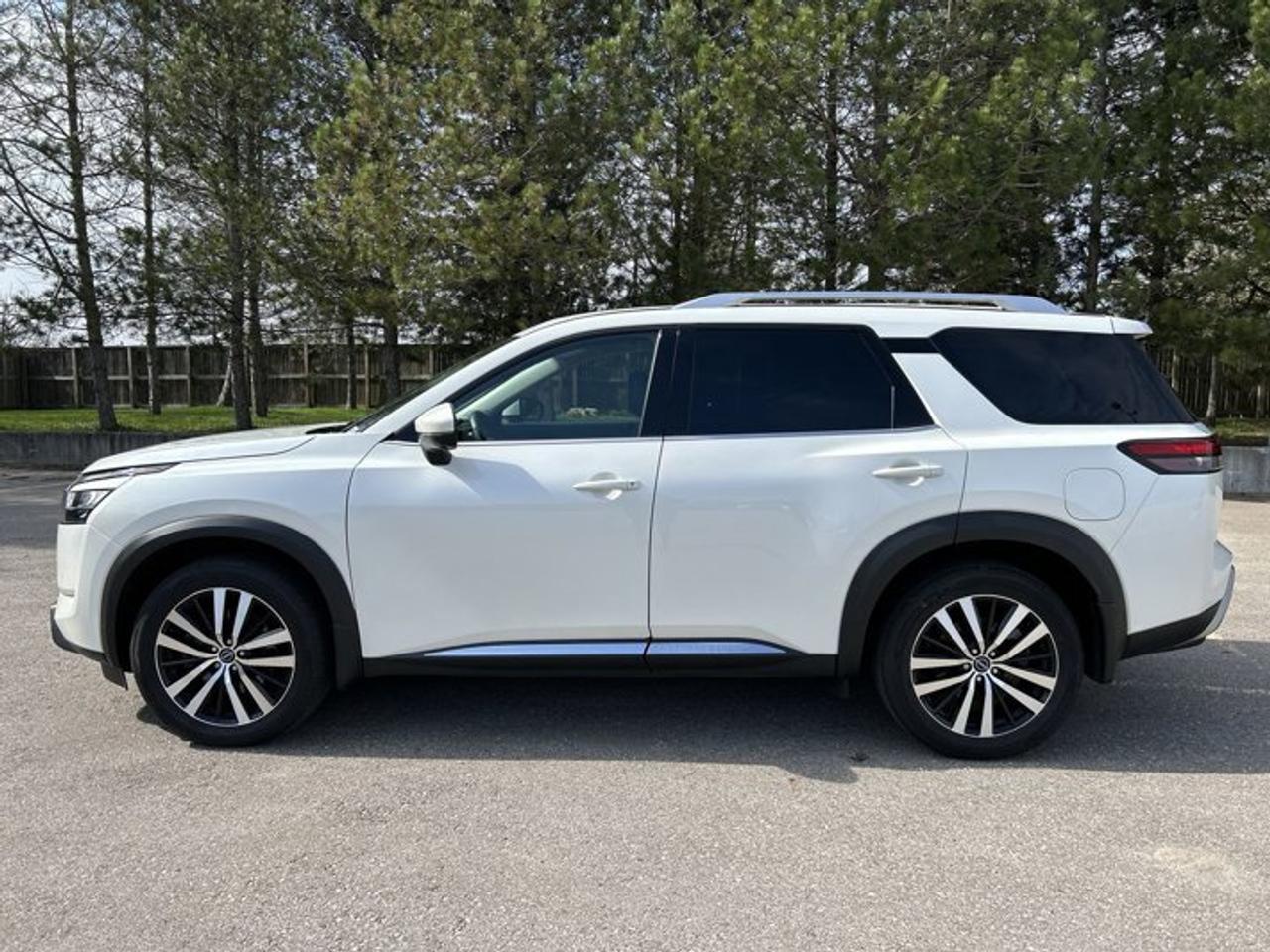 2024 Nissan Pathfinder Platinum 4WD | No Accidents | Ventilated Front Seats Photo