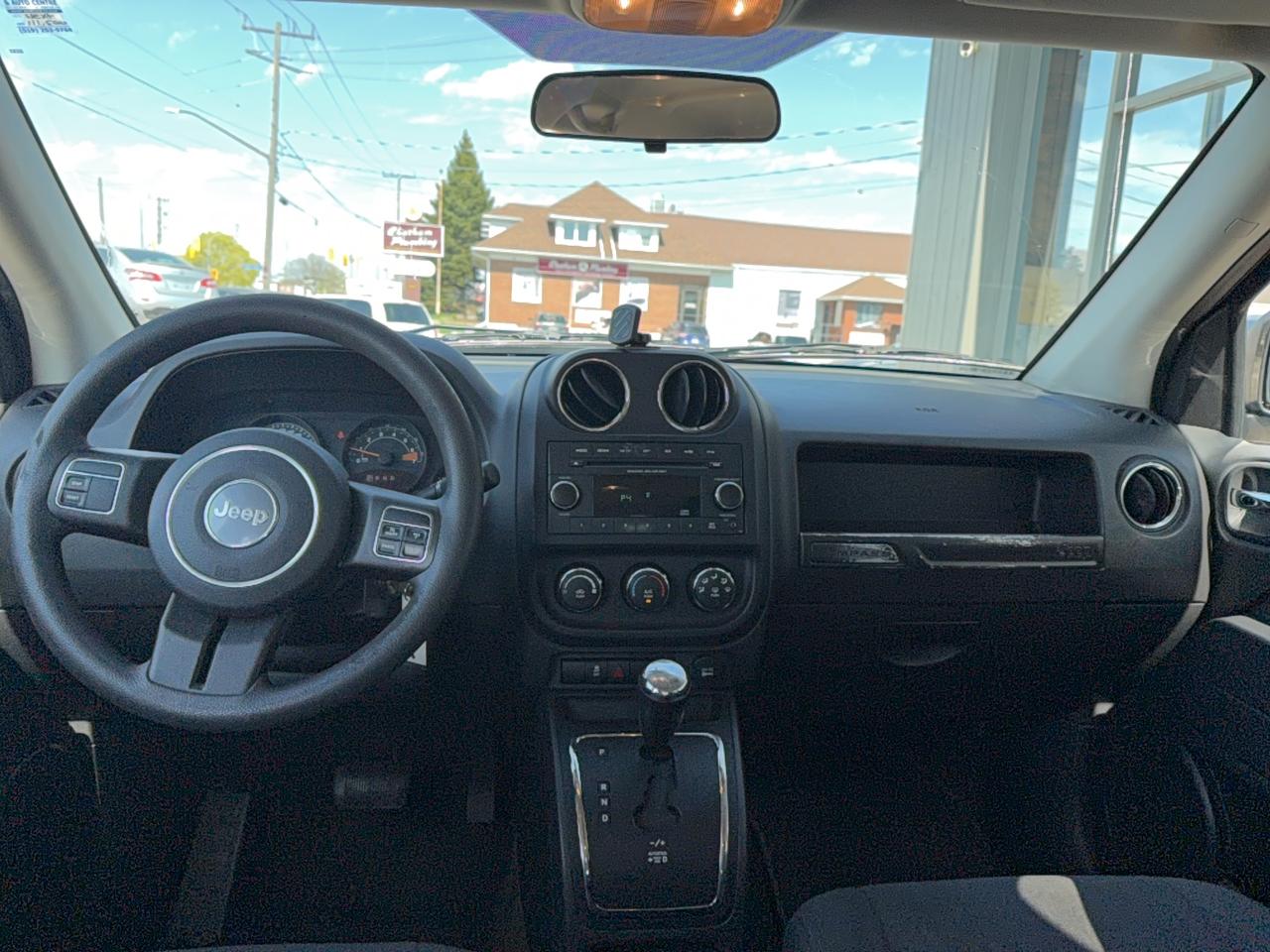 2016 Jeep Compass Sport Photo