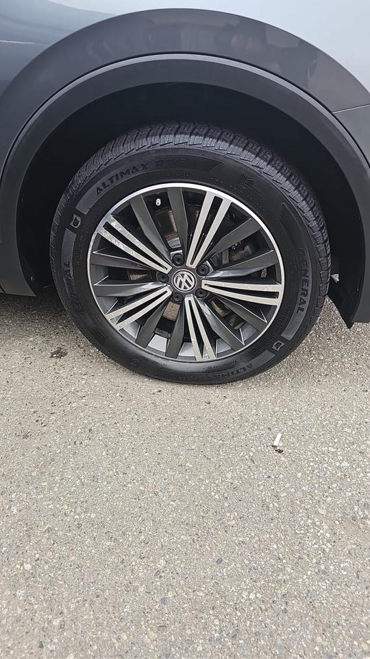 2018 Volkswagen Tiguan Highline Photo