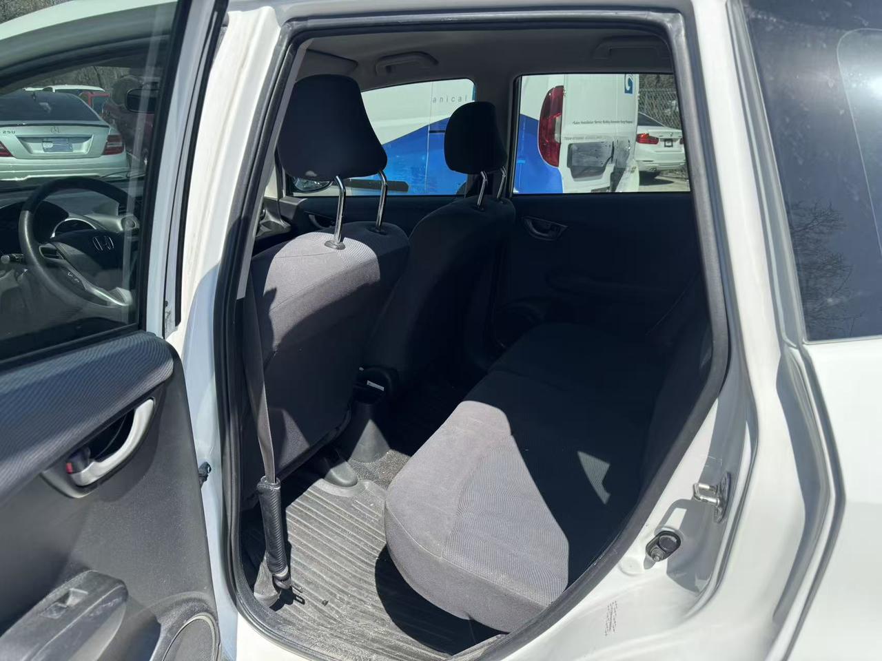 2013 Honda Fit 5dr HB Auto LX Photo