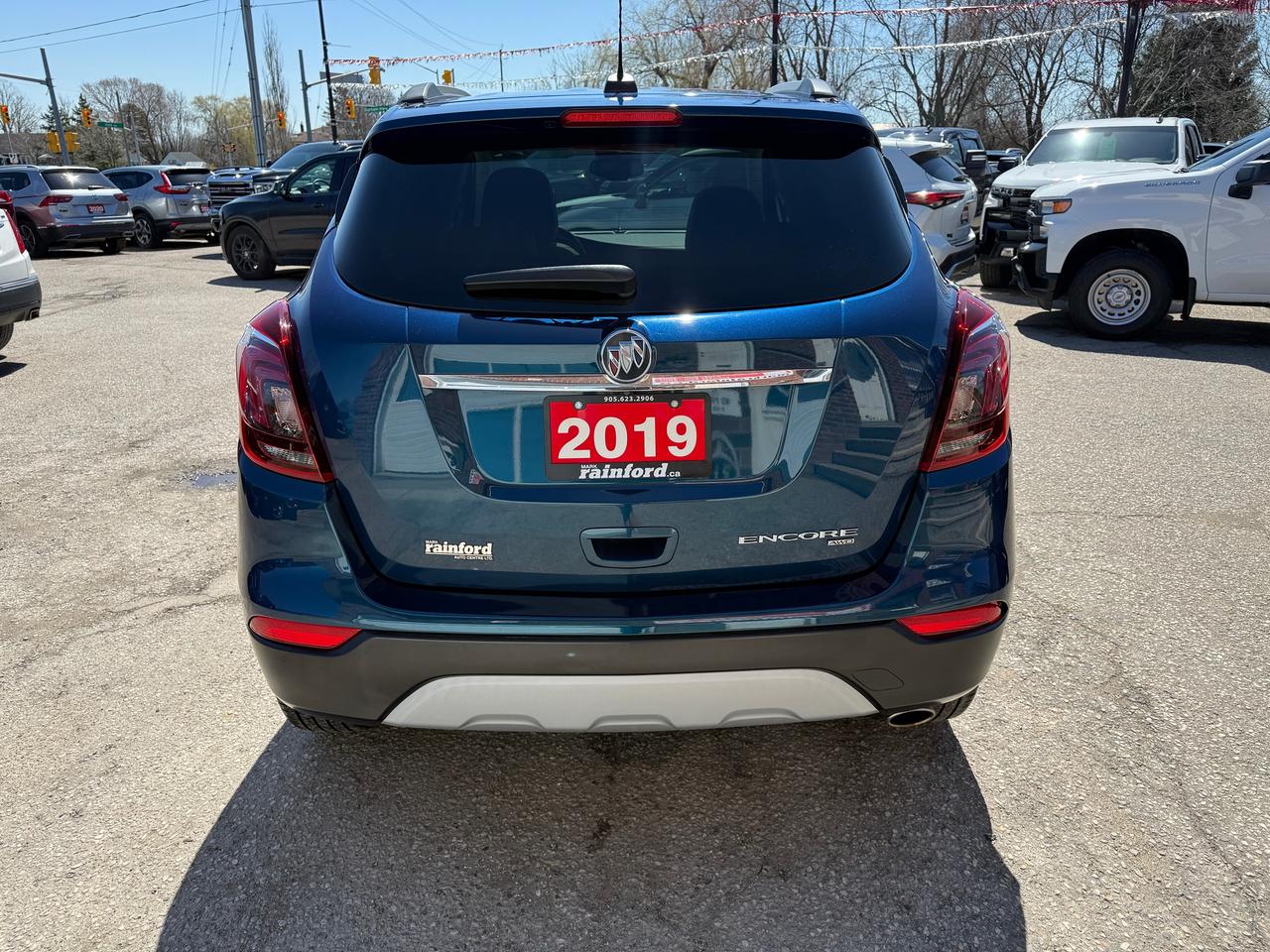 2019 Buick Encore Essence AWD Htd Lthr Sunroof Nav Wifi Rm Strt Cam Photo4