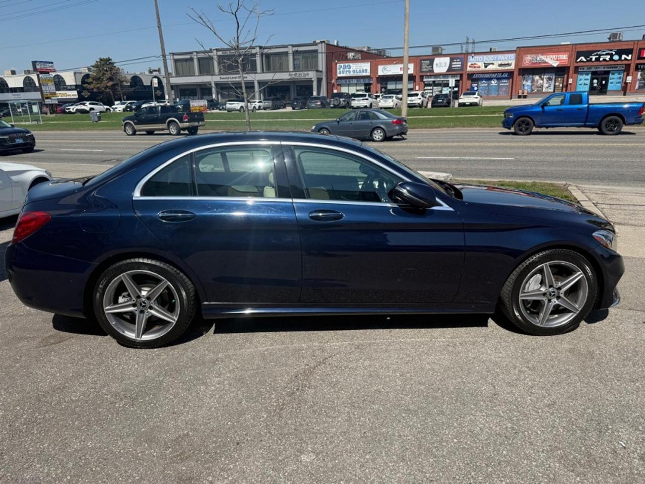 2018 Mercedes-Benz C-Class C 300 4MATIC/ LEATHER/ SUNROOF/ NAVI/ REAR CAM - Photo #4