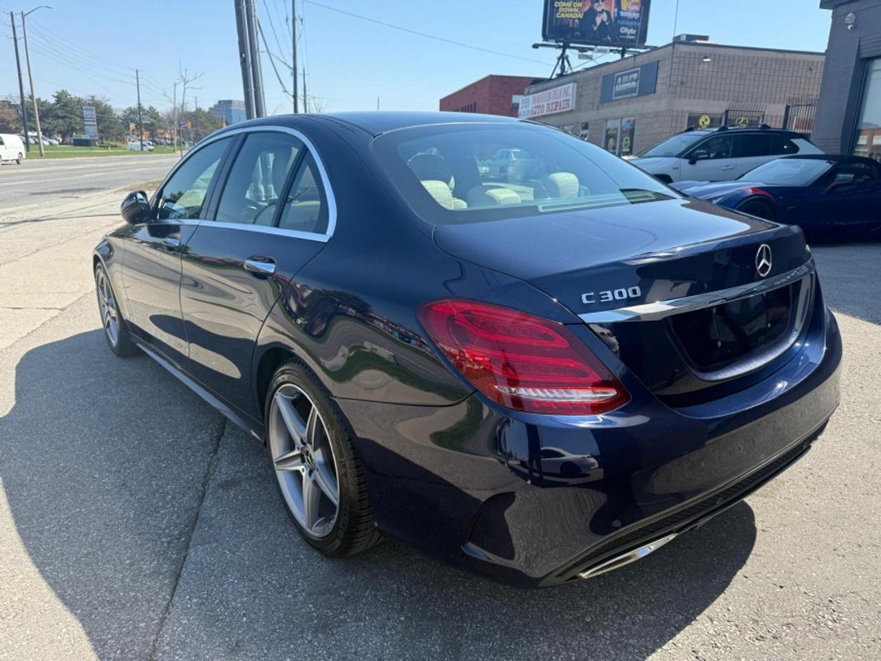 2018 Mercedes-Benz C-Class C 300 4MATIC/ LEATHER/ SUNROOF/ NAVI/ REAR CAM Photo