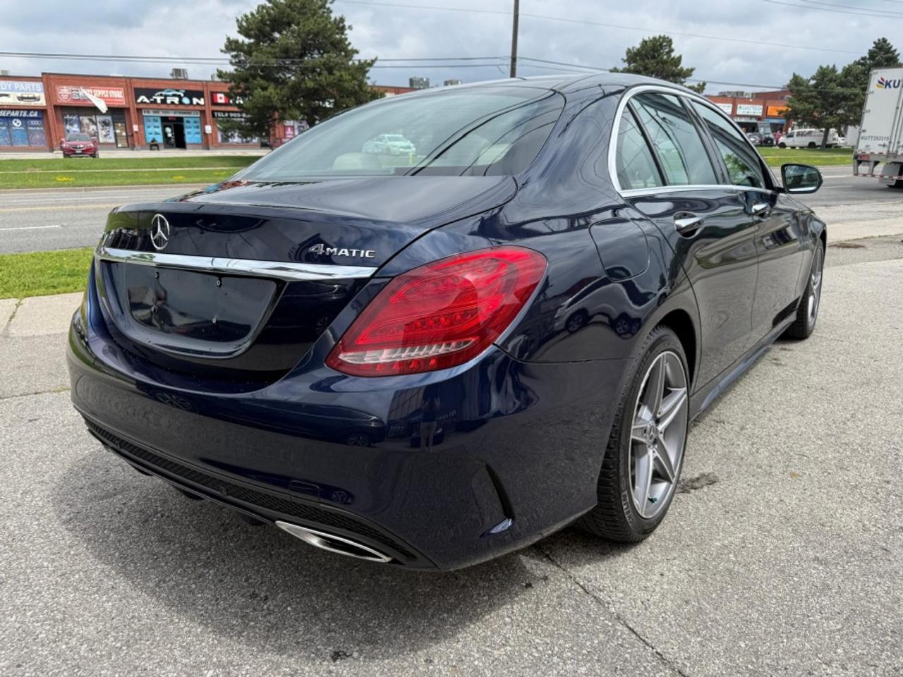 2018 Mercedes-Benz C-Class C 300 4MATIC/ LEATHER/ SUNROOF/ NAVI/ REAR CAM - Photo #5