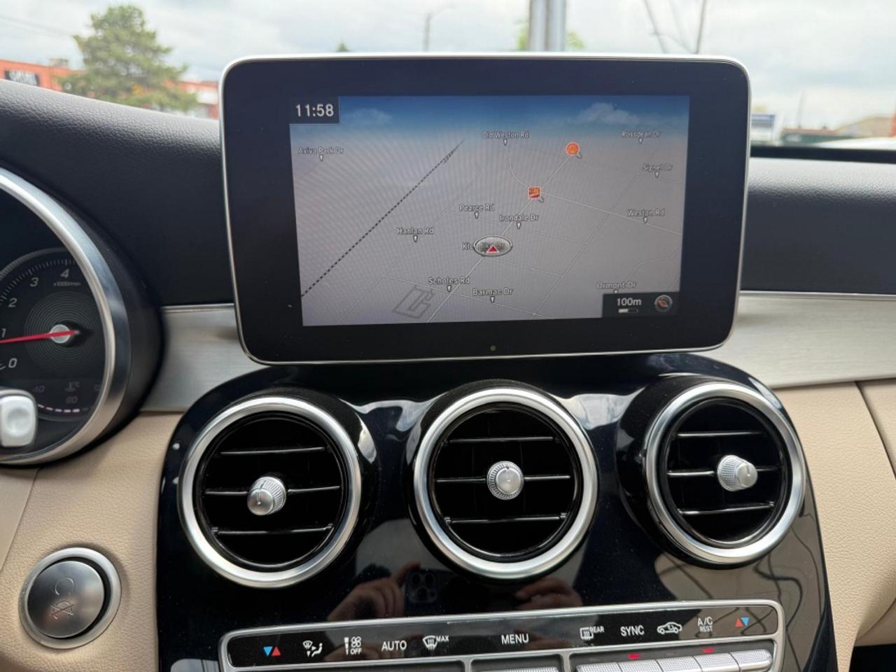 2018 Mercedes-Benz C-Class C 300 4MATIC/ LEATHER/ SUNROOF/ NAVI/ REAR CAM Photo