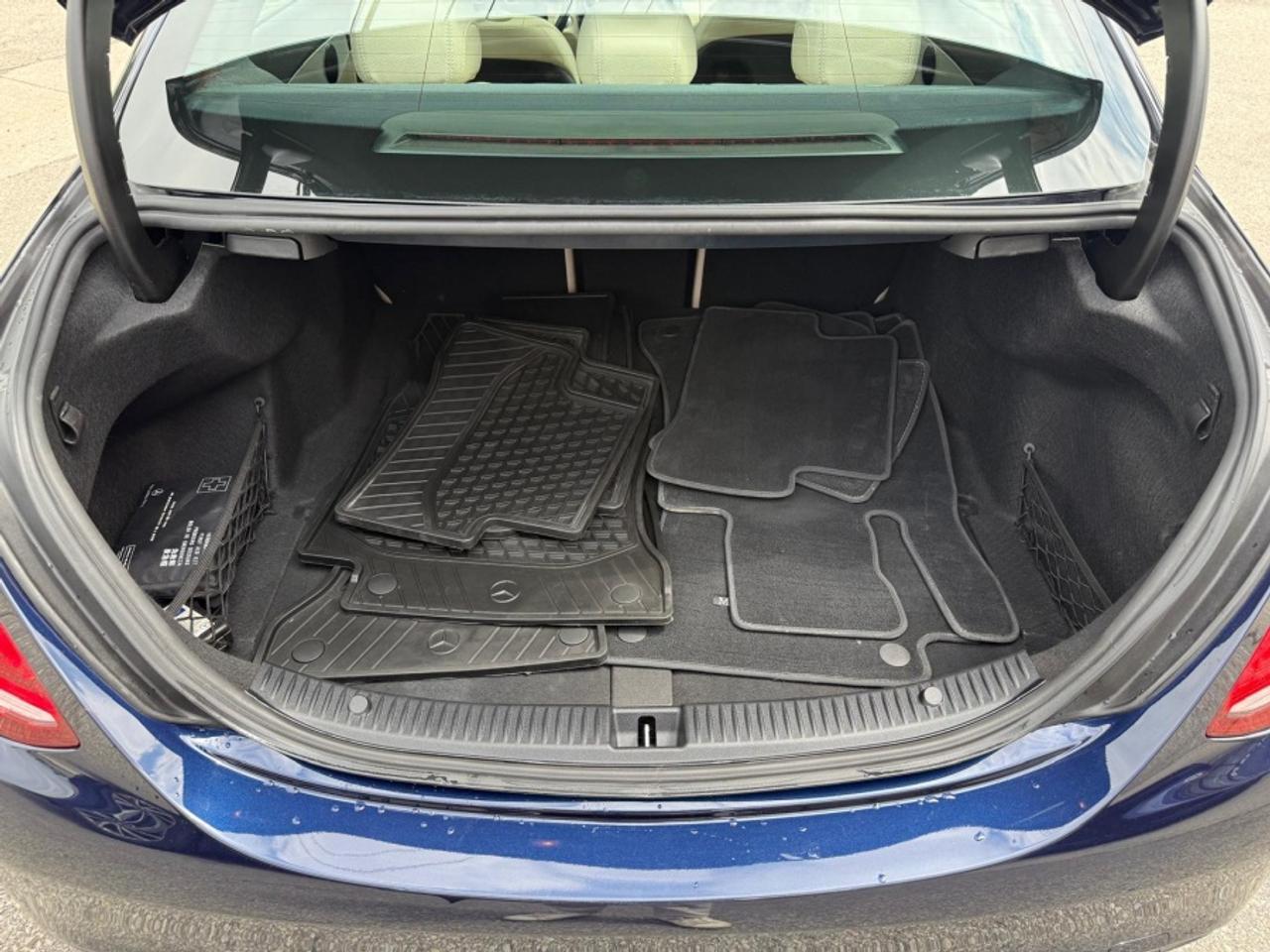 2018 Mercedes-Benz C-Class C 300 4MATIC/ LEATHER/ SUNROOF/ NAVI/ REAR CAM - Photo #21