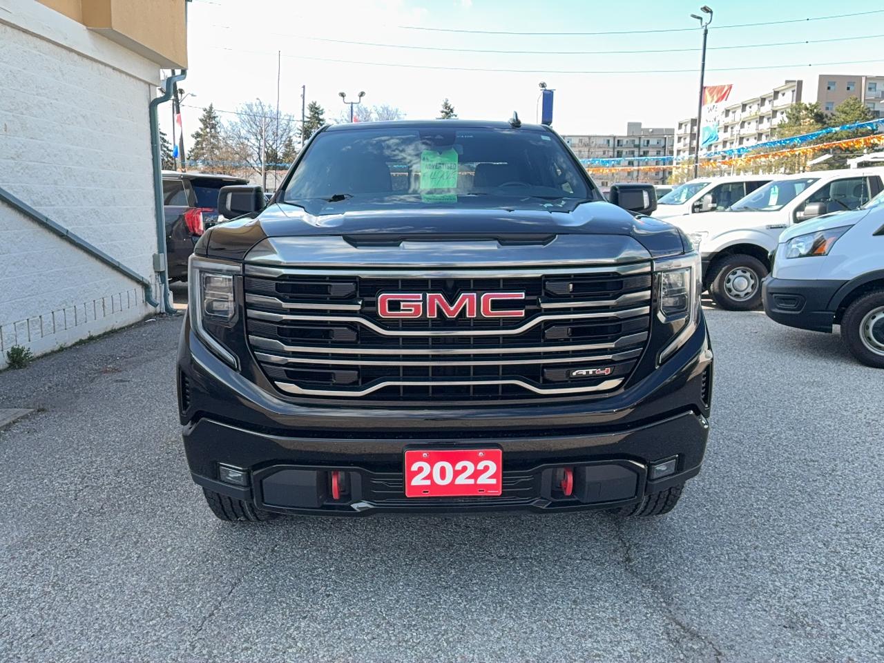 Used 2022 GMC Sierra 1500 AT4 CrewCab 4WD 6.2L8cylGas 6'7