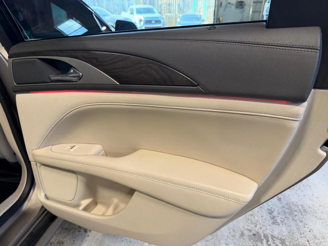 2018 Lincoln MKZ WOODTRIM | BACK UP CAM | SUNROOF | AWD | LEATHER Photo