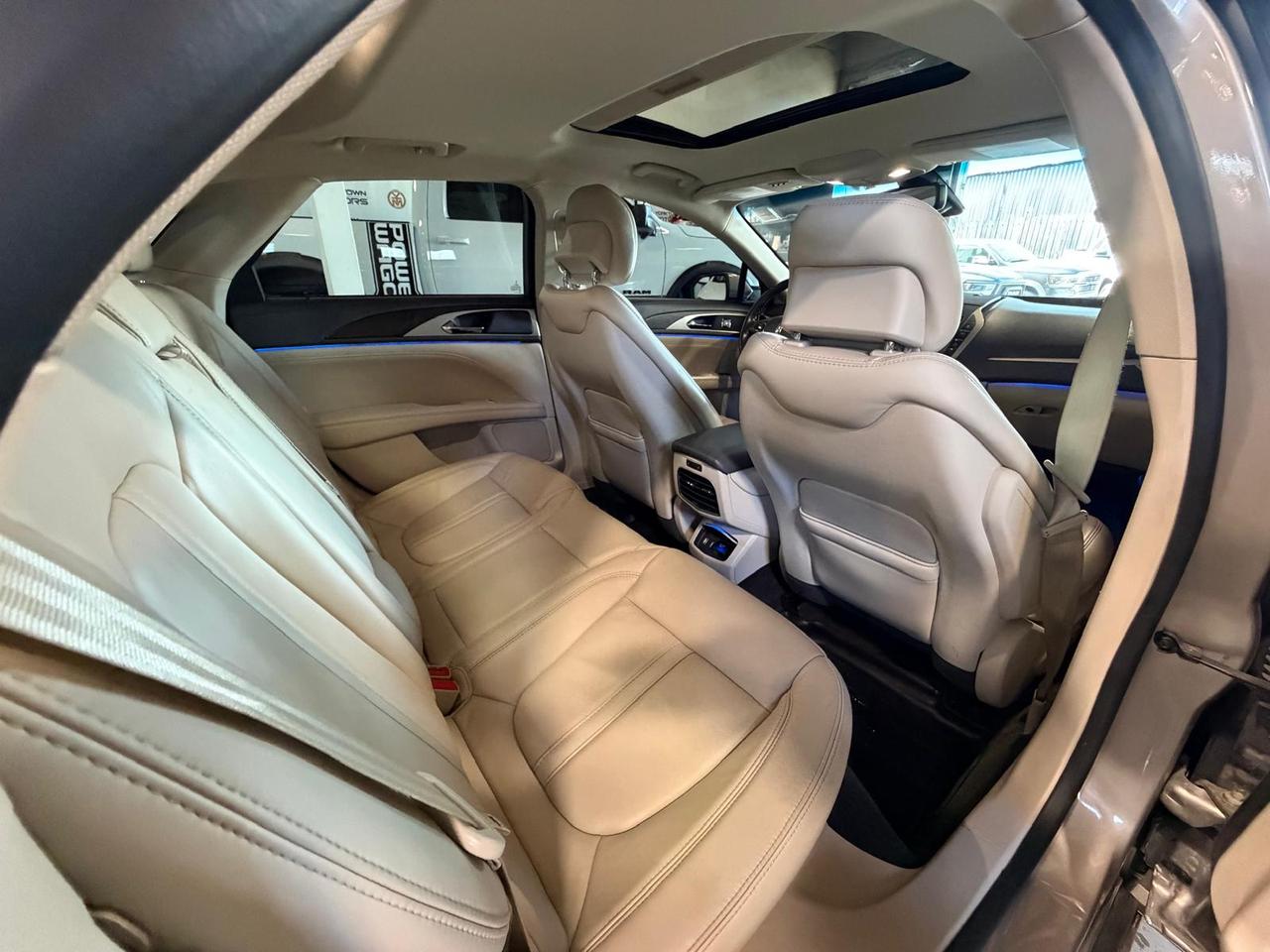 2018 Lincoln MKZ WOODTRIM | BACK UP CAM | SUNROOF | AWD | LEATHER Photo