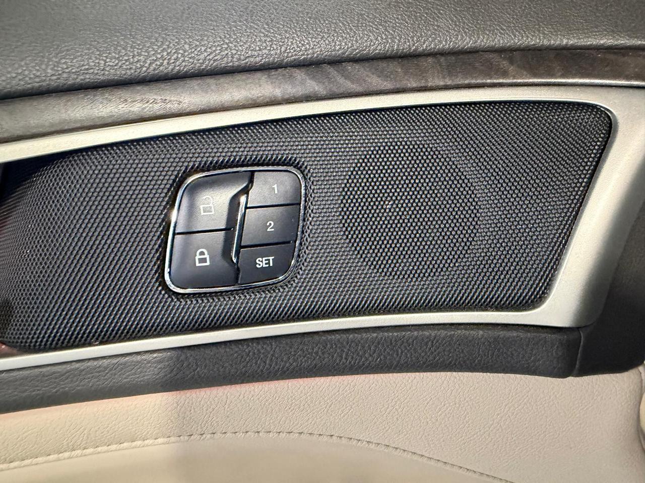 2018 Lincoln MKZ WOODTRIM | BACK UP CAM | SUNROOF | AWD | LEATHER Photo