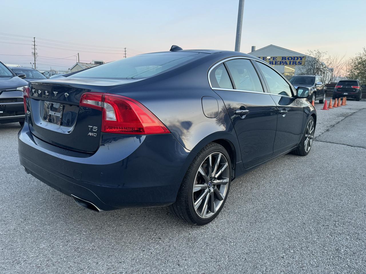 2015 Volvo S60 T5 Premier Plus Photo4