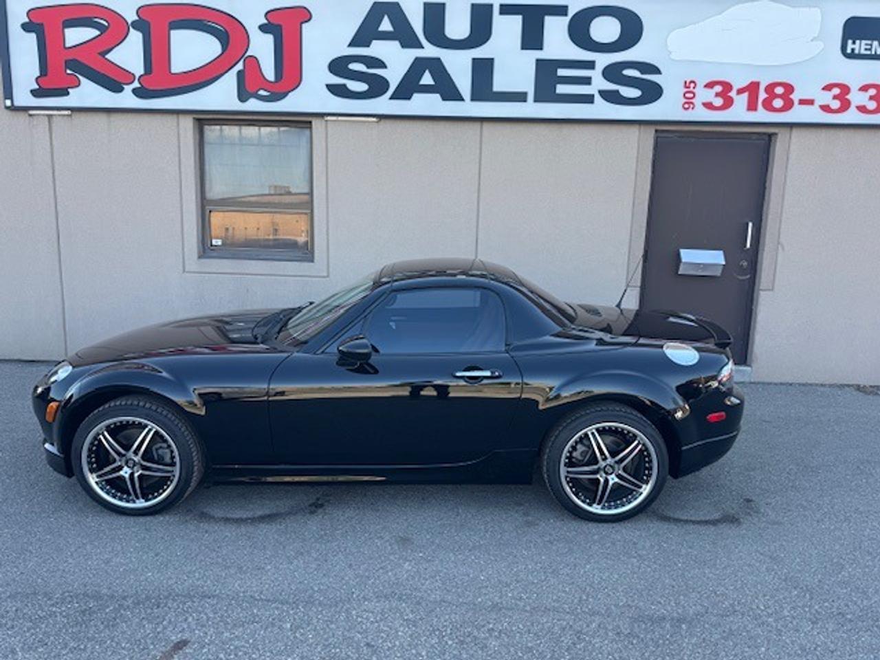 <p>1 owner,51000km,accident free power hard top convertible,power options,safety included,no added fees,excellent condition&nbsp;</p>