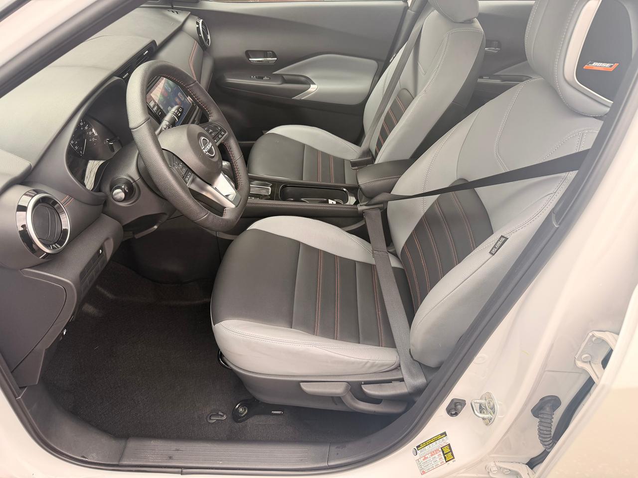 2024 Nissan Kicks SR+Driver Assist+Bose Sound+CLEAN CARFAX Photo
