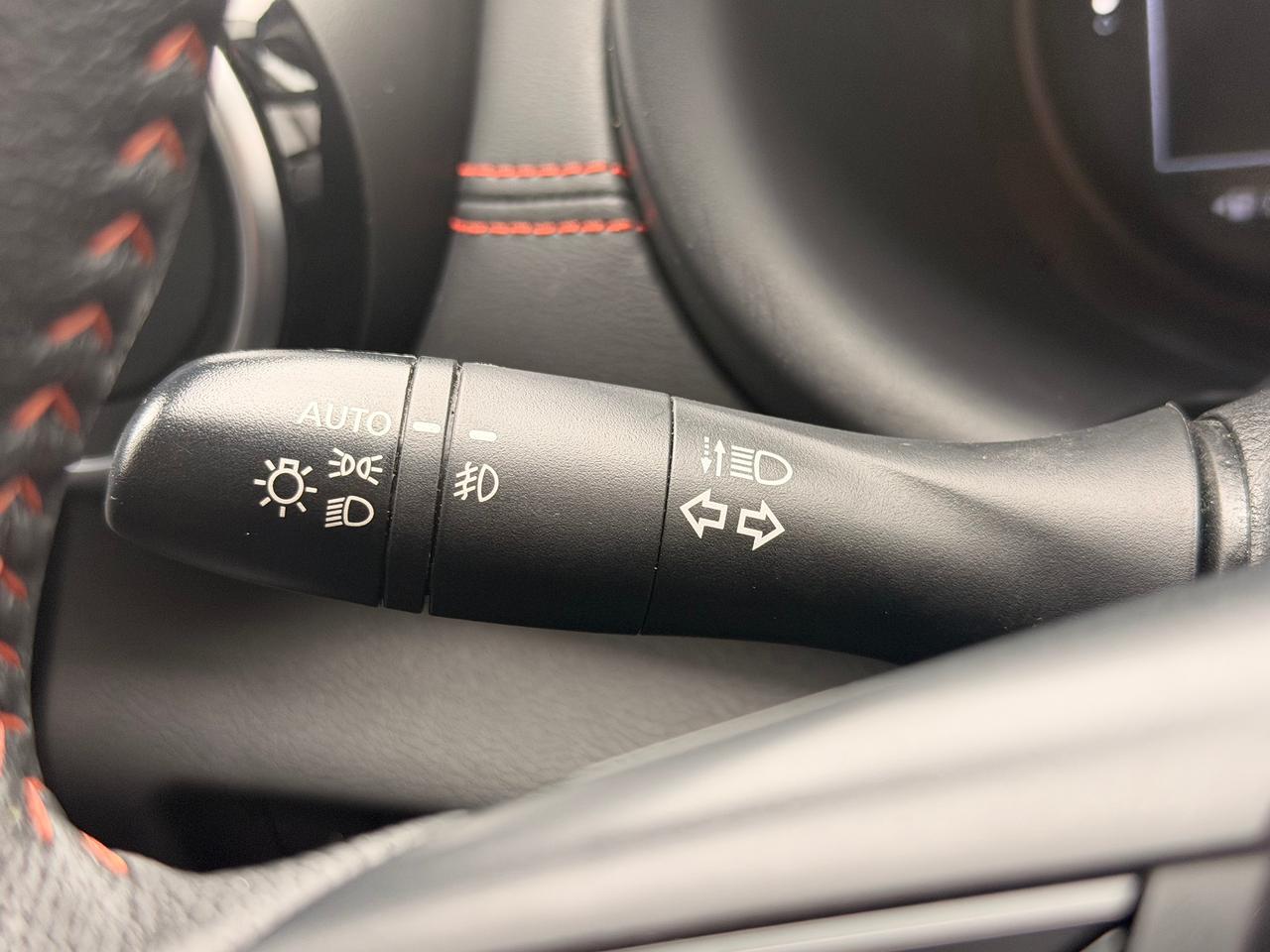 2024 Nissan Kicks SR+Driver Assist+Bose Sound+CLEAN CARFAX Photo