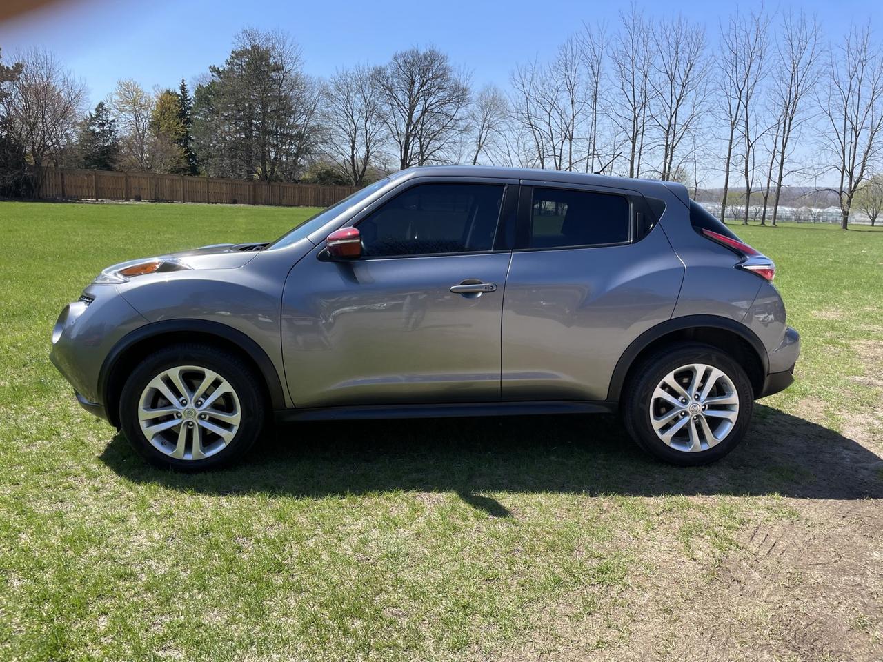 2016 Nissan Juke SV Photo