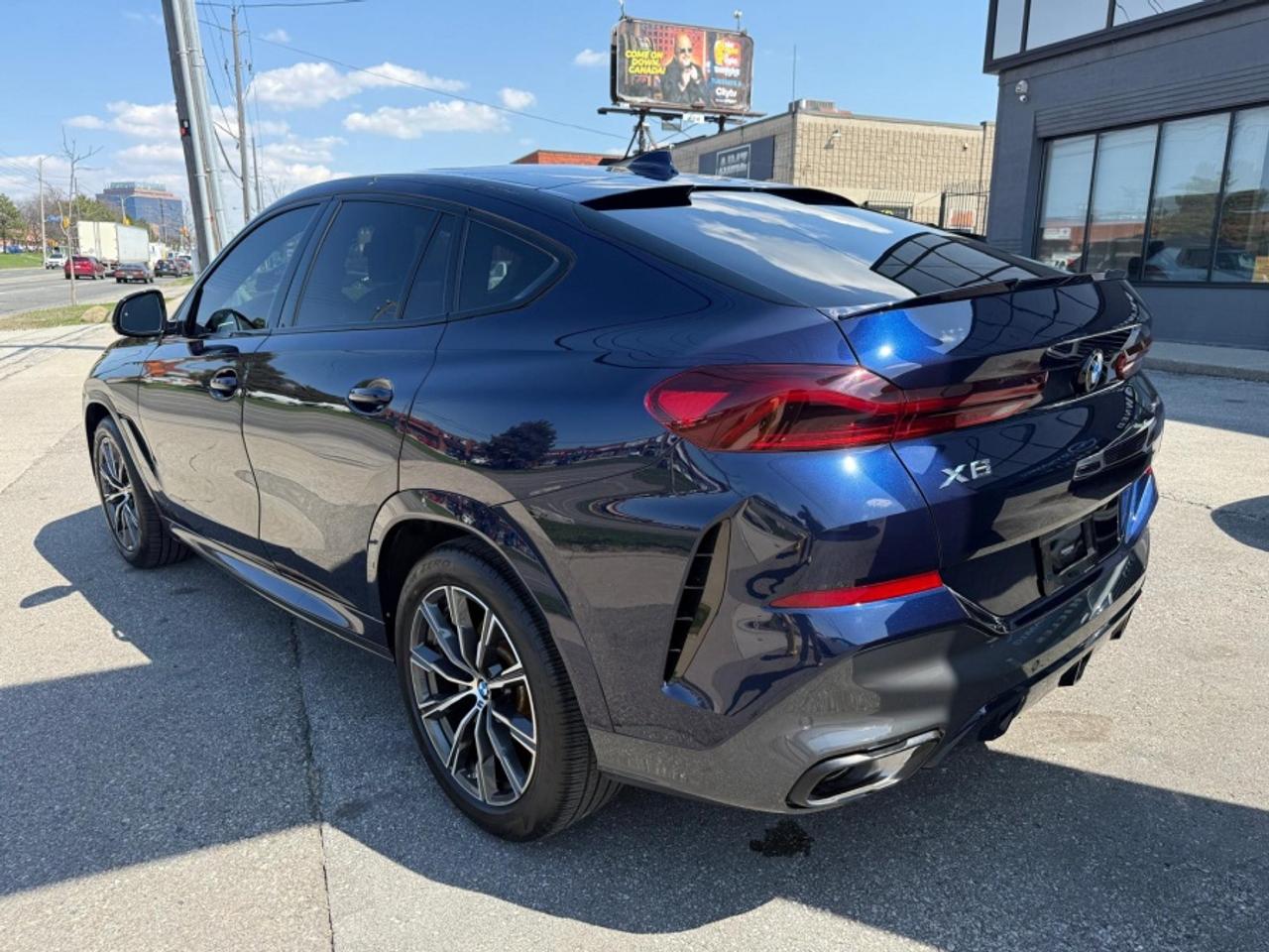 2021 BMW X6 XDRIVE40I/ M SPORT/ PREMIUM PKG/ HUD/ CRYSTAL/ CAR - Photo #10