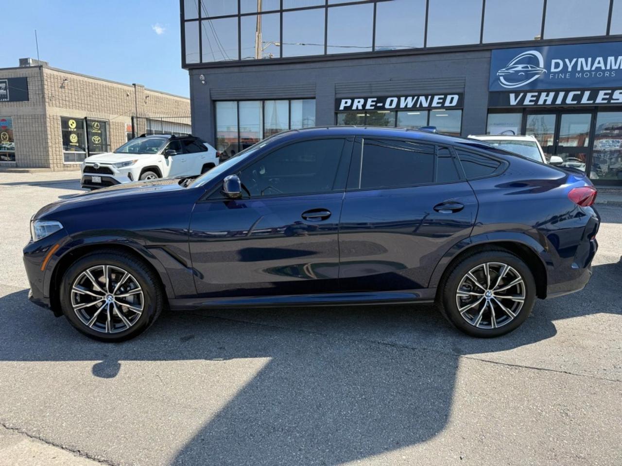 2021 BMW X6 XDRIVE40I/ M SPORT/ PREMIUM PKG/ HUD/ CRYSTAL/ CAR Photo