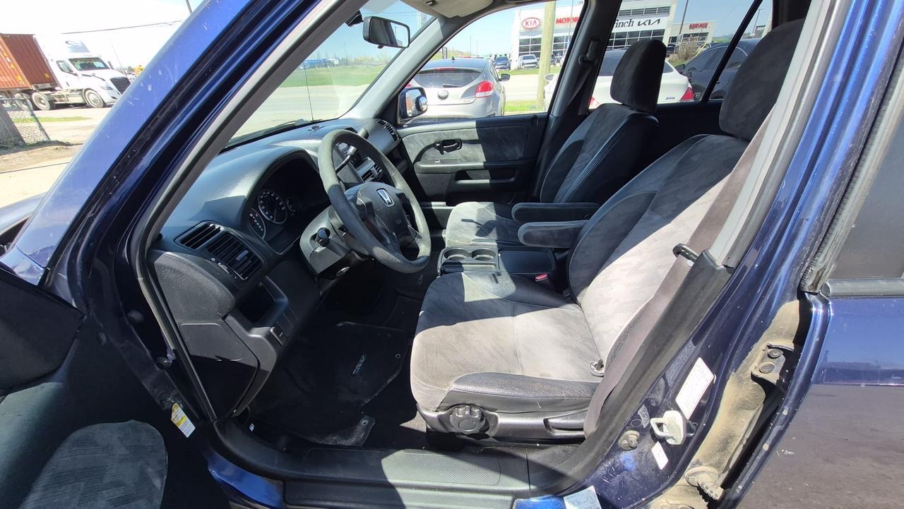 2004 Honda CR-V EX, AWD, 4 CYL, AUTO,  RUNS AND DRIVES, AS IS Photo