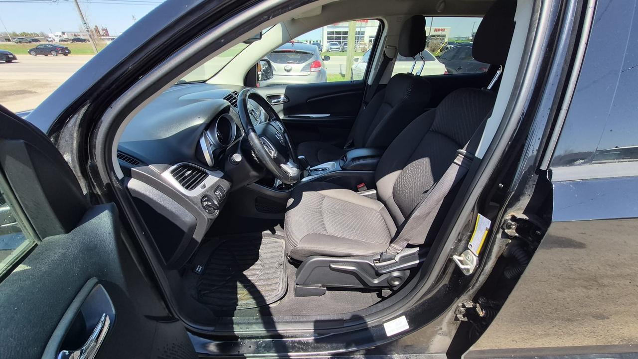 2015 Dodge Journey SE PLUS, 7 PASSENGER, 4 CYL, 195KMS, CERTIFIED Photo