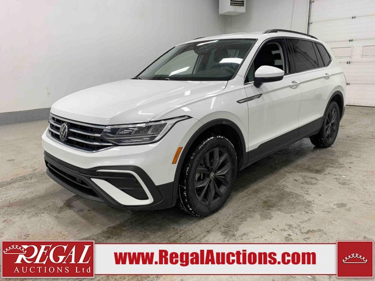 OFFERS WILL NOT BE ACCEPTED BY EMAIL OR PHONE - THIS VEHICLE WILL GO ON LIVE ONLINE AUCTION on Saturday April 25.<br> SALE STARTS AT 11:00 AM.<br><br>VEHICLE DESCRIPTION <br/>Stock #: 23572 <br/>Lot #:  <br/>Reserve Price: $26,300 <br/>CarProof Report: Available at www.RegalAuctions.com <br/><br/>IMPORTANT DECLARATION <br/>Claim History: Claim History. <br/>Finance Repo: This vehicle has been seized or surrendered to a creditor or bankruptcy trustee. <br/>Hail Damage: Hail Damage. <br/>Active Status: This vehicles title is listed as Active Status. <br/> Live Online Bidding: This vehicle will be available for bidding over the internet, visit www.RegalAuctions.com to register. <br/> <br/>The simple solution to selling your car or truck. Bring your clean vehicle in with your Drivers License and current Registration and well put it on the auction block at our next sale.<br/><br/>www.RegalAuctions.com