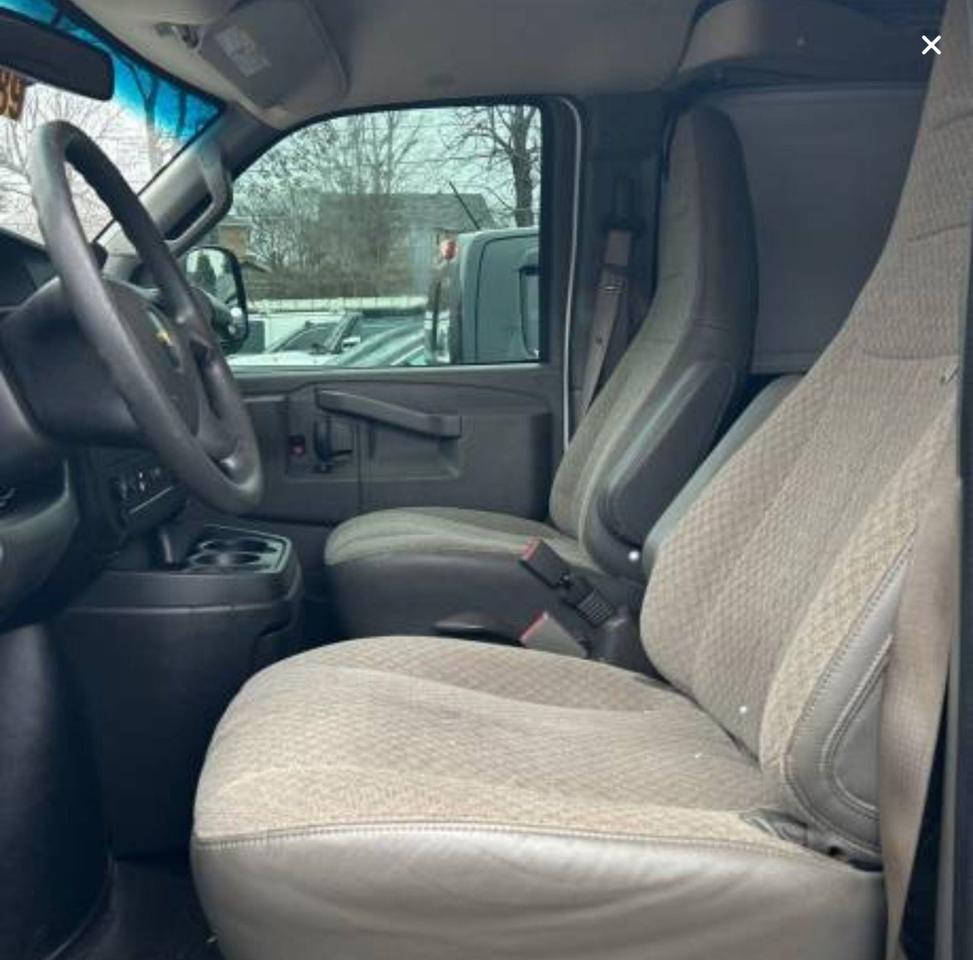 2020 Chevrolet Express Cargo Van Certified only $15,800 Photo4