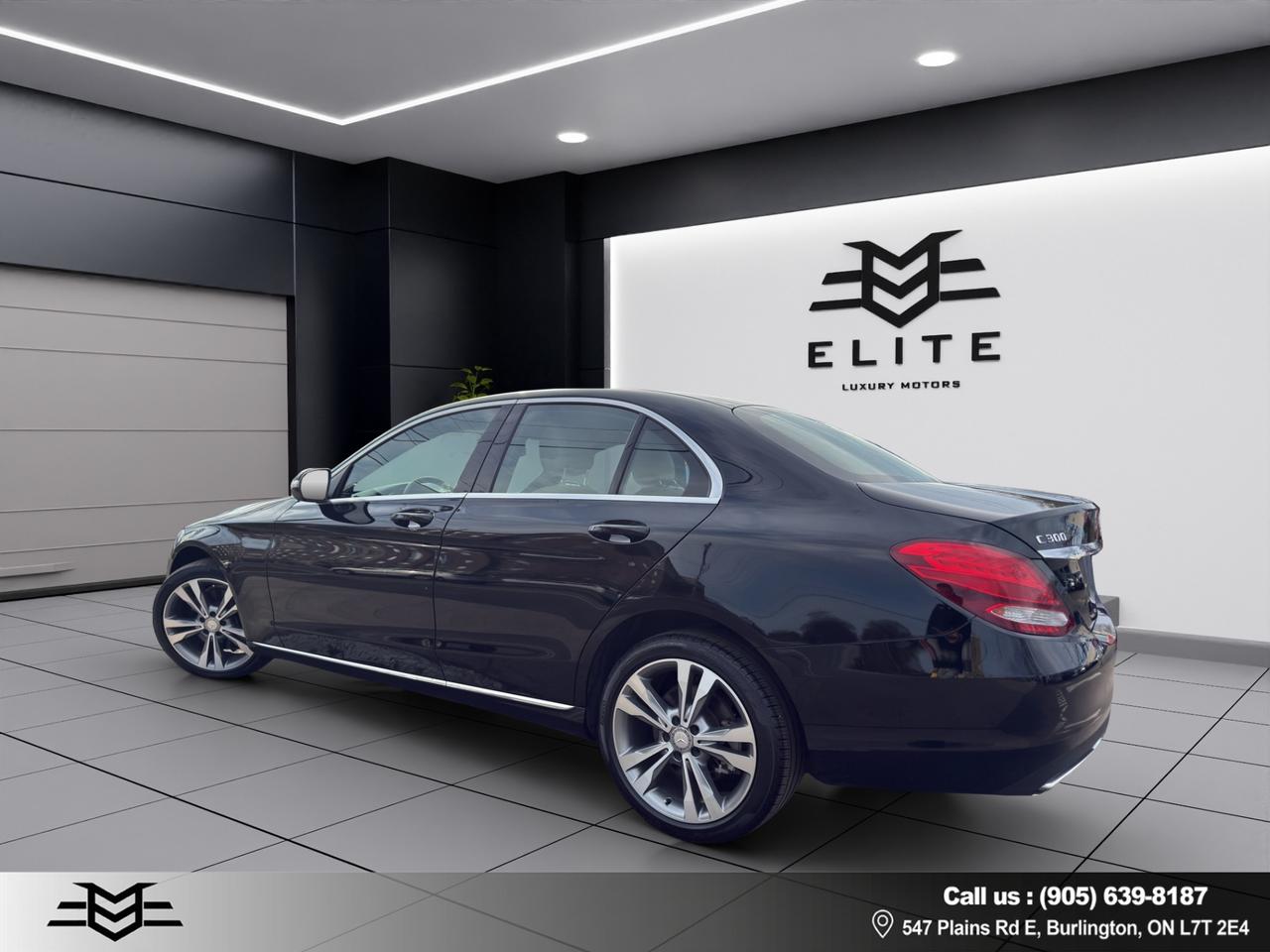 2015 Mercedes-Benz C-Class C300 4MATIC - 61,000KMS ONLY - LEATHER !!! Photo