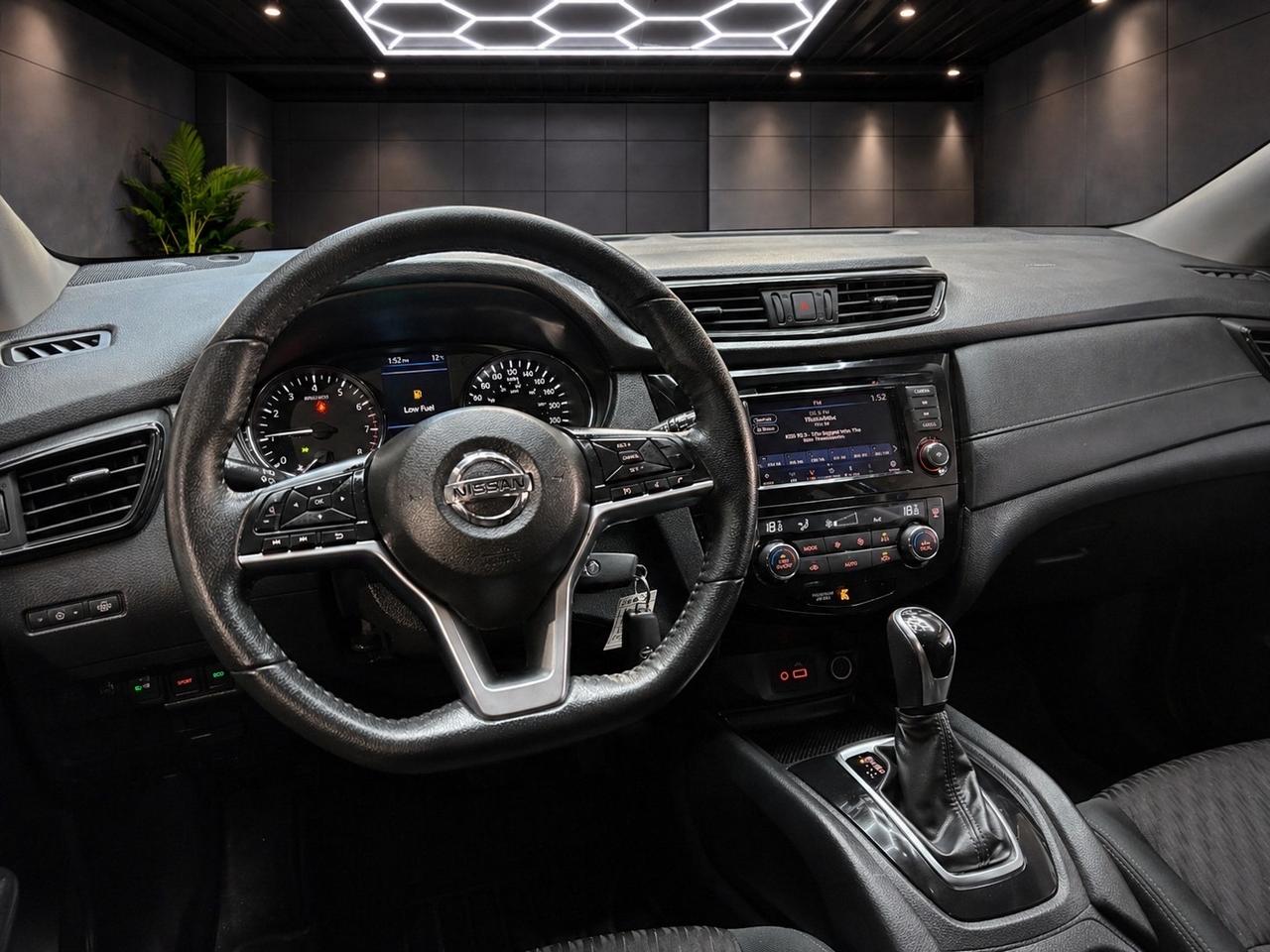 2020 Nissan Rogue AWD S Special Edition Photo