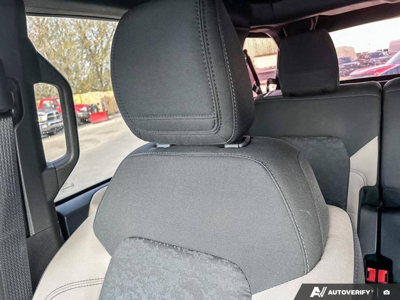 2023 Ford Bronco Wildtrak V6 WILDTRAK 4X4 LOW KMS CERTIFIED! Photo