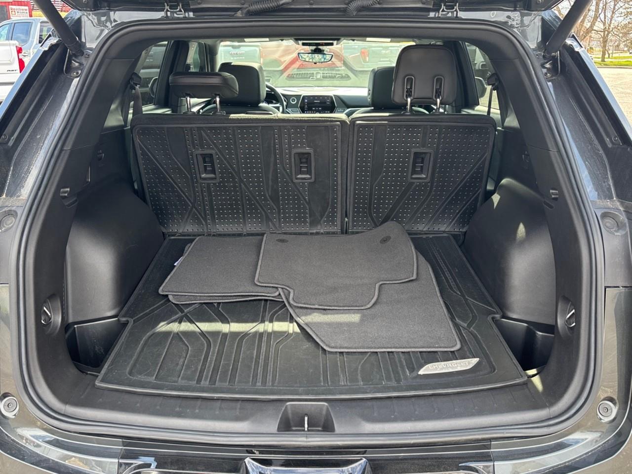 2019 Chevrolet Blazer RS Used Sporty 5 Passenger Twin Clutch AWD with Heated Leather Front Seats, Heated Steering Wheel, Panoramic Sunroof, Navigation, Adaptive Cruise Control and Power Hands Free Rear Liftgate Photo