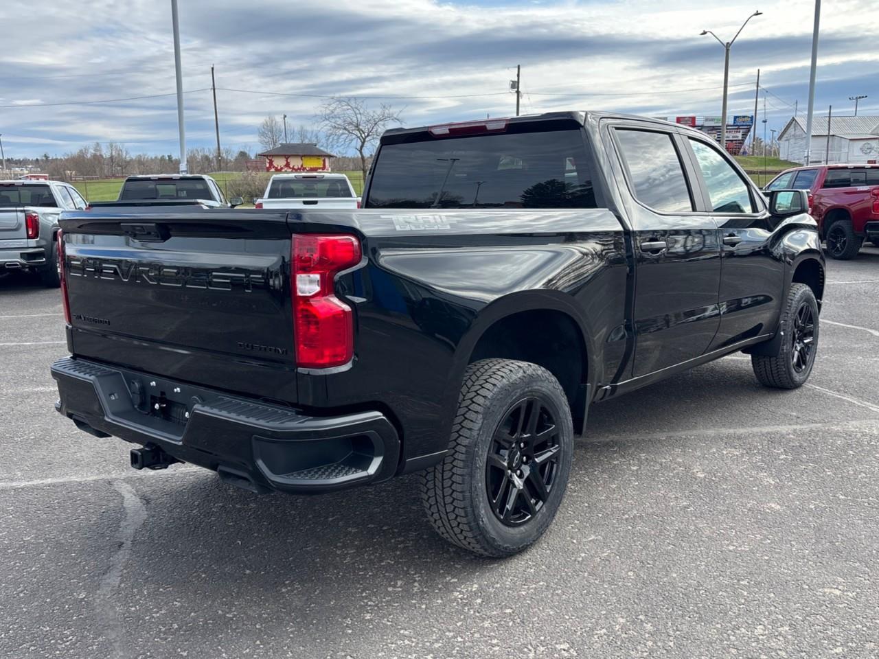2026 Chevrolet Silverado 1500 Custom Trail Boss Photo