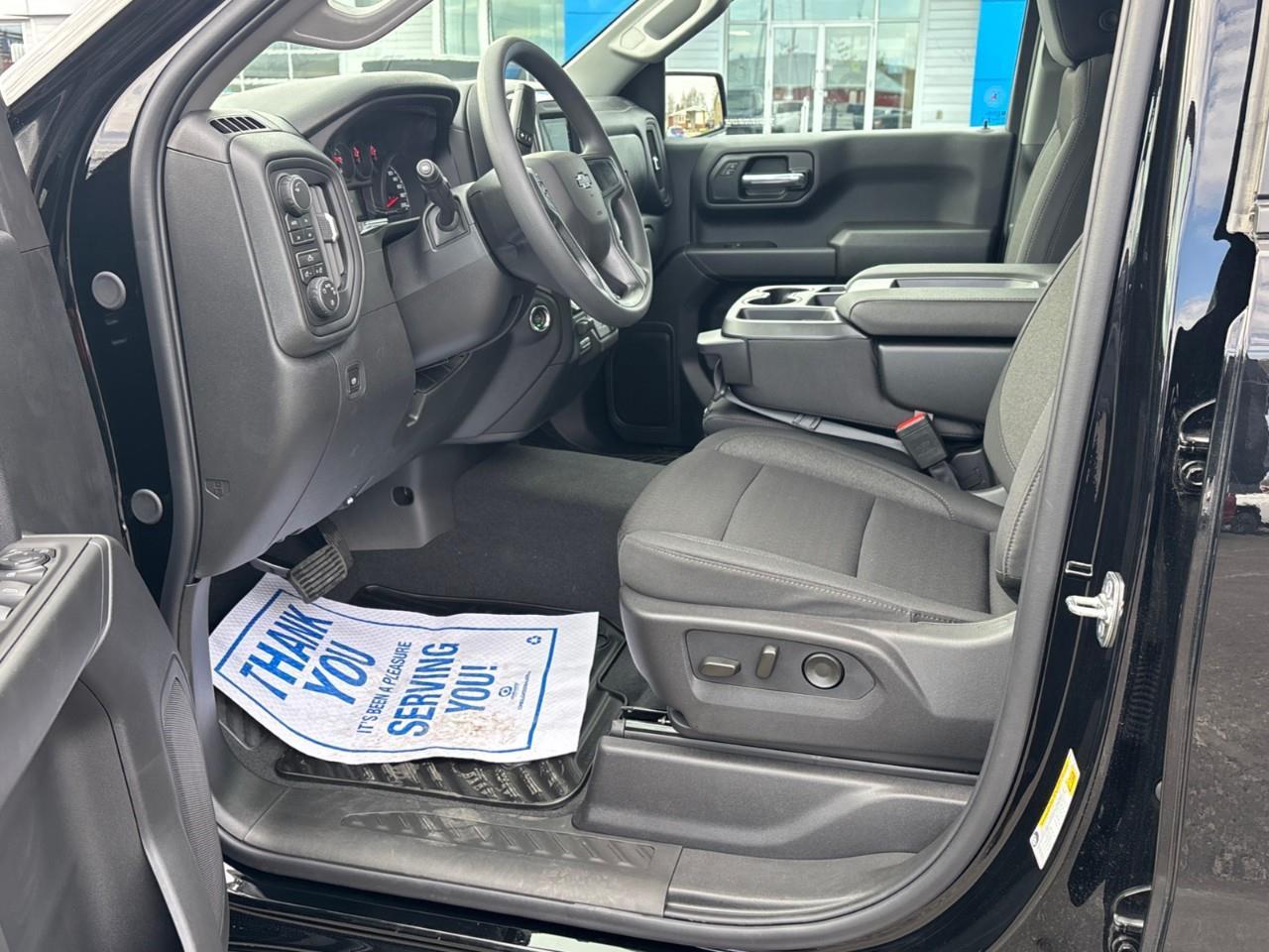 2026 Chevrolet Silverado 1500 Custom Trail Boss Photo