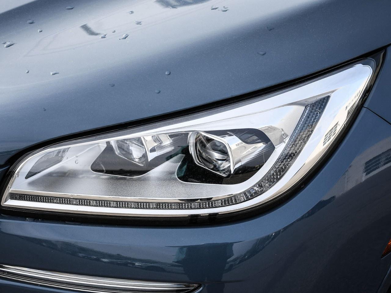 2026 Lincoln Corsair Reserve AWD Photo