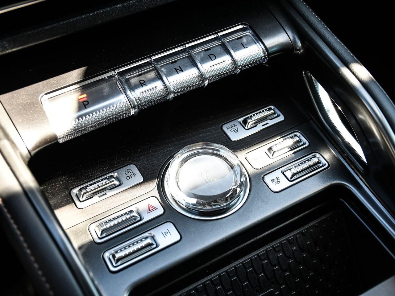 2026 Lincoln Nautilus Reserve AWD Photo