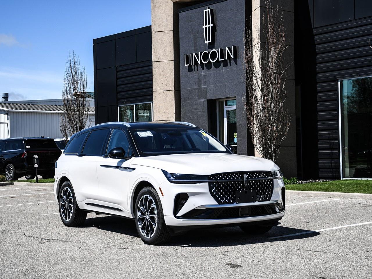 2026 Lincoln Nautilus Reserve AWD Photo