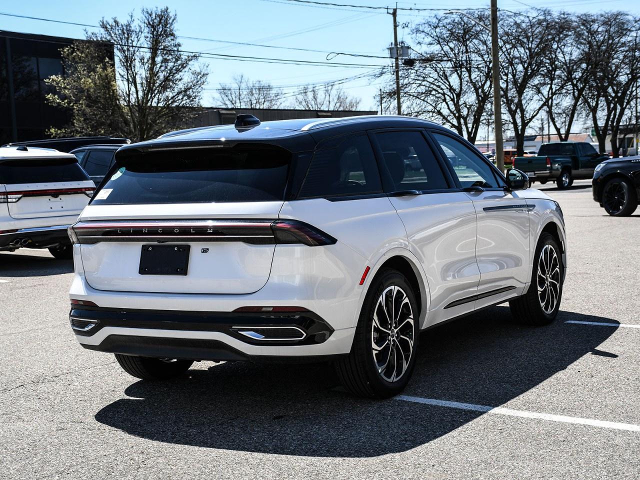 2026 Lincoln Nautilus Reserve AWD Photo