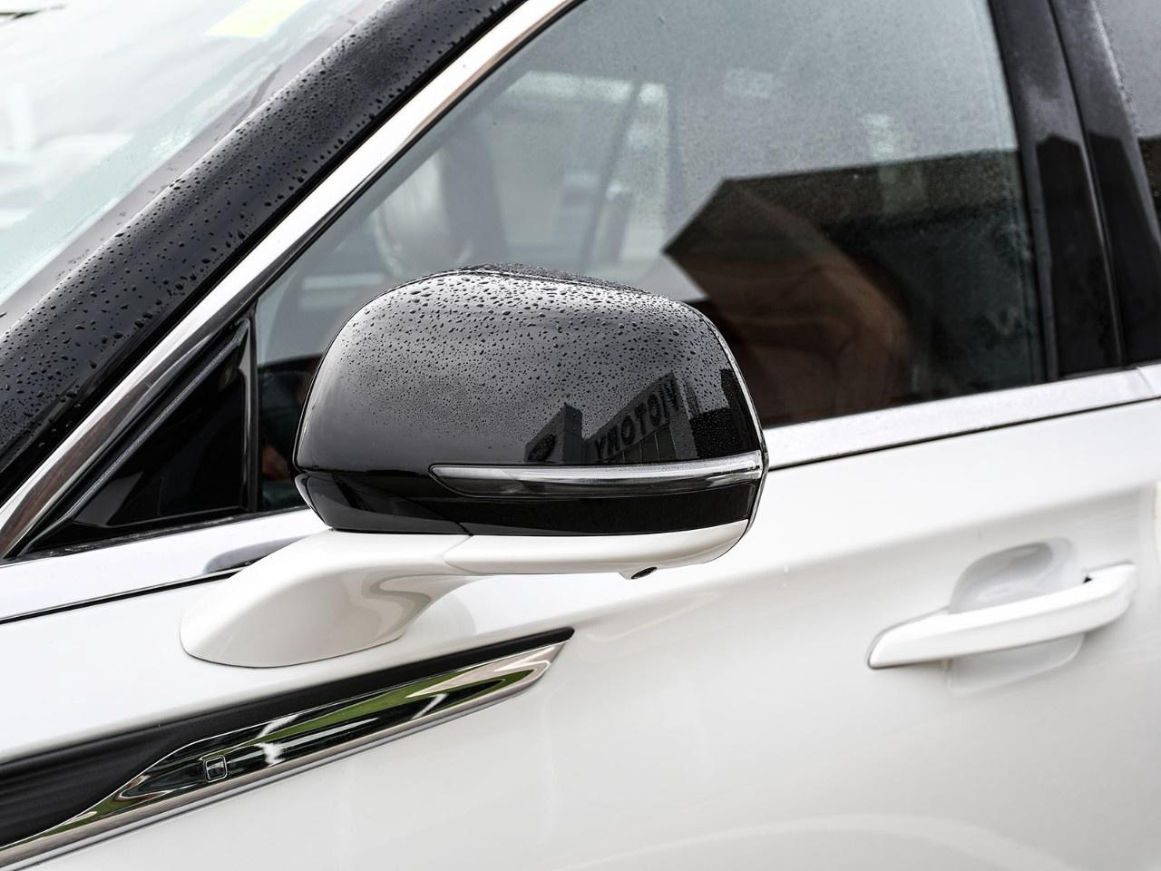 2026 Lincoln Aviator Reserve AWD Photo