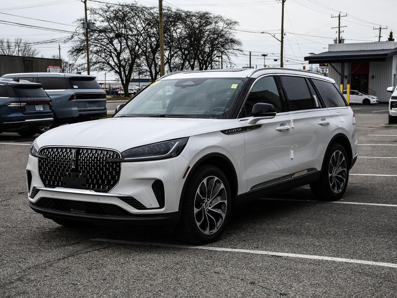 2026 Lincoln Aviator Reserve AWD Photo