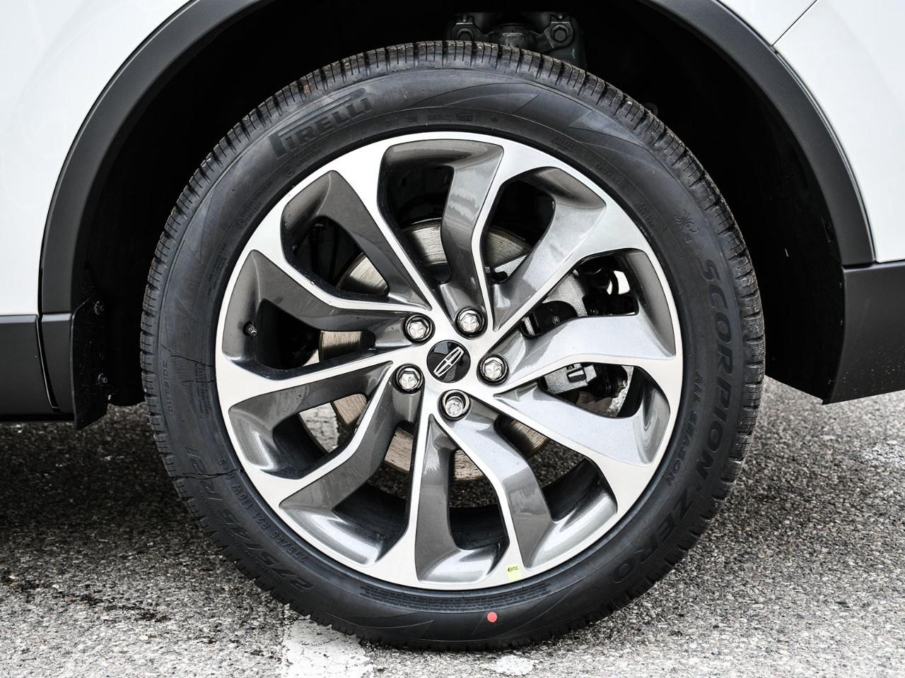 2026 Lincoln Aviator Reserve AWD Photo