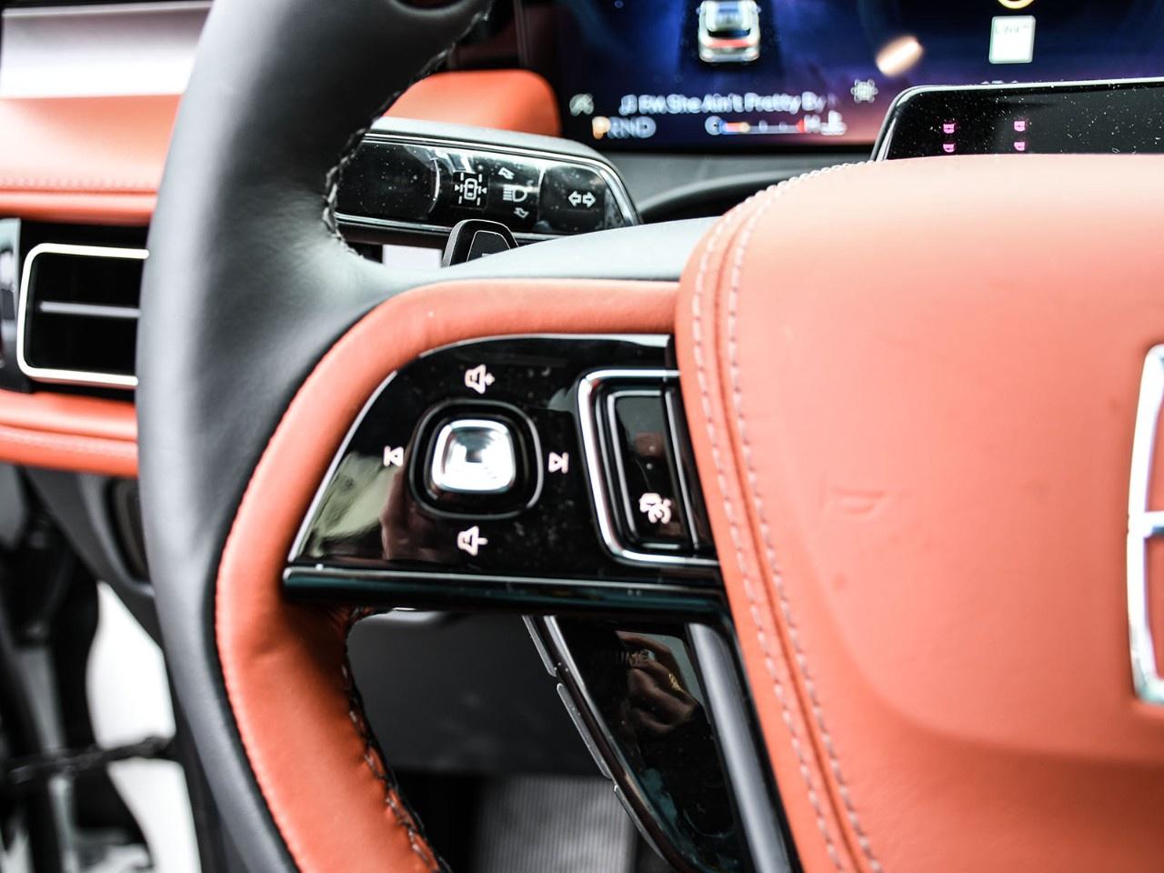 2026 Lincoln Aviator Reserve AWD Photo